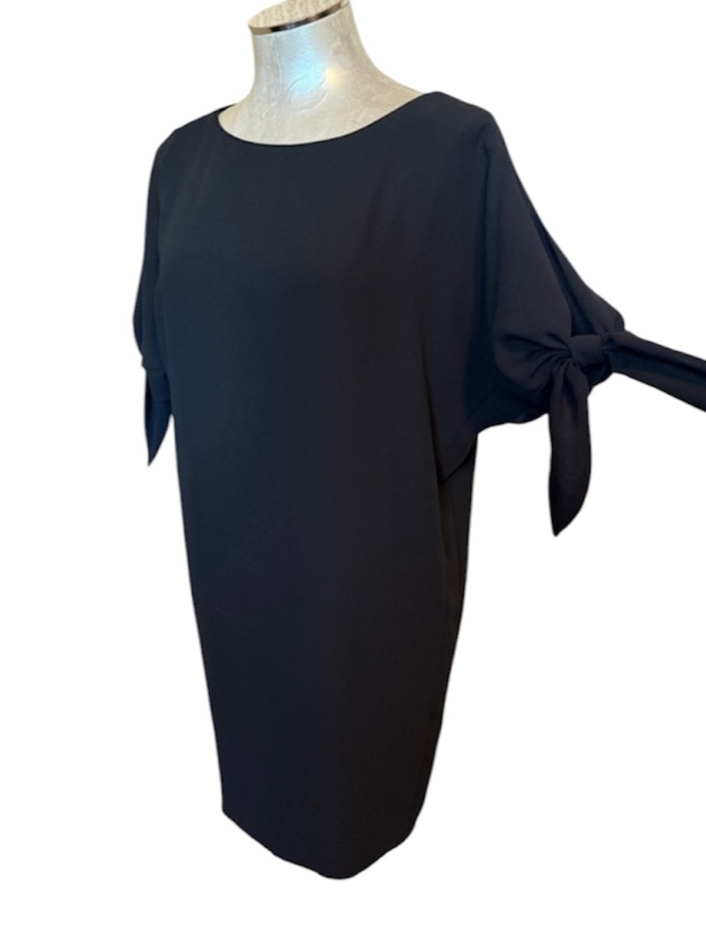 Vince Camuto Black Shift Midi Dress with Tie Sleeves Size 2